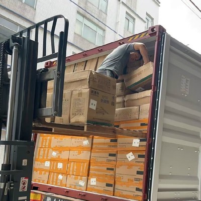 中國(guó)至馬來西亞國(guó)際物流專線 價(jià)格實(shí)惠的空運(yùn)與道路貨物運(yùn)輸方案